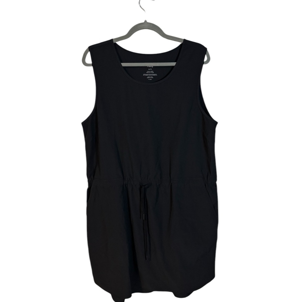 Black Sleeveless Dress